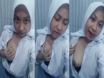Bokep Indo Jilbab Abg Pap Buat Guru Penjas poster