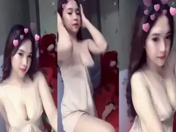 Selebgram Cantik Live Hot Dientot Ganas Basah poster